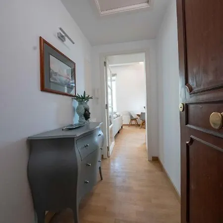Blue Bay Apartment *